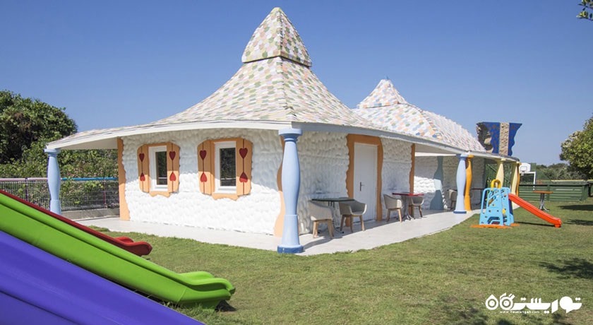 محوطه مخصوص بازی کودکان